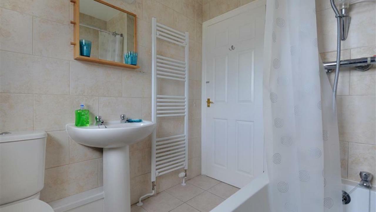 Apartmán Upper Seascape Lyme Regis Exteriér fotografie